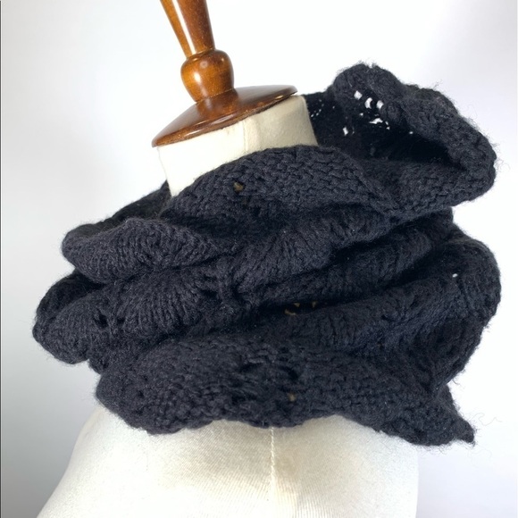 Knitted Infinity Scarf in Black - Picture 2 of 4